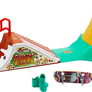 Hot Wheels Fingerboard Dessert Skate Park Set med Eksklusivt Tony Hawk Board