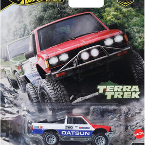 Hot Wheels Premium Car Culture Datsun King Cab Baja Custom 1:64 med Real Riders Dæk