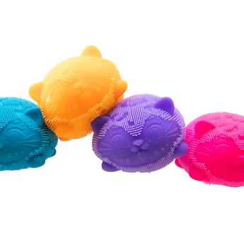 Tre NeeDoh Fuzz Ball Wild Cats squishies i blå, orange og pink